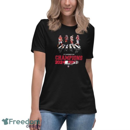 Kansas City Chiefs Is Champions Of AFC Championship Game Season 2023-2024 At Jan 28 MT Bank Stadium Abbey Road Team Member Signatures Shirt - Women's Relaxed Short Sleeve Jersey Tee