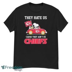 Official Peanuts Snoopy And Woodstock Driving Car Kansas City Chiefs The Y Hate Is ’cause They Ain’t Us Shirt