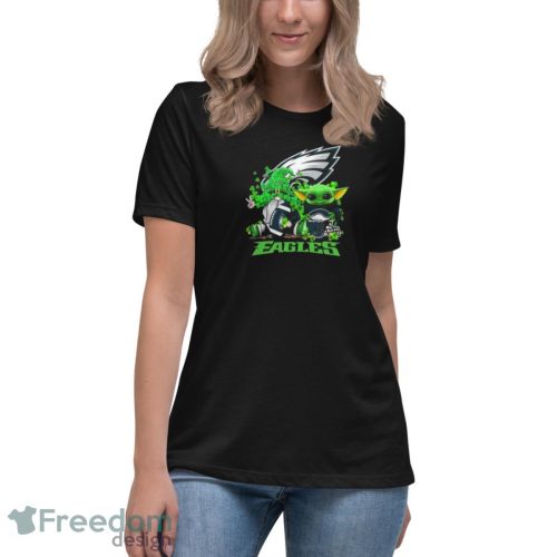 Philadelphia Eagles Baby Yoda Happy St.Patrick’s Day Shamrock Shirt - Women's Relaxed Short Sleeve Jersey Tee