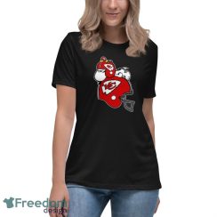 Snoopy And Woodstock Resting On Kansas City Chiefs Helmet Shirts - Women's Relaxed Short Sleeve Jersey Tee