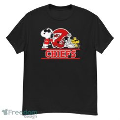 Snoopy Kansas City Chiefs T Shirts - G500 Men’s Classic T-Shirt