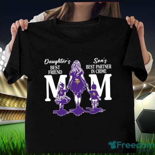 Minnesota Vikings Mom's Best Friend Mother's Day T-Shirt Product Photo 1