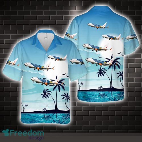 TUI (Sunwing Airlines) Boeing 737-8HX Hawaiian Shirt Beach Holiday Product Photo 1