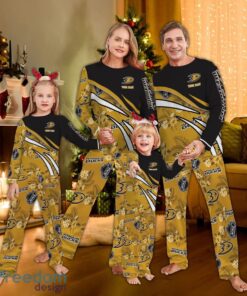 Anaheim Ducks Flower Pattern Pajamas Set Gift Family
