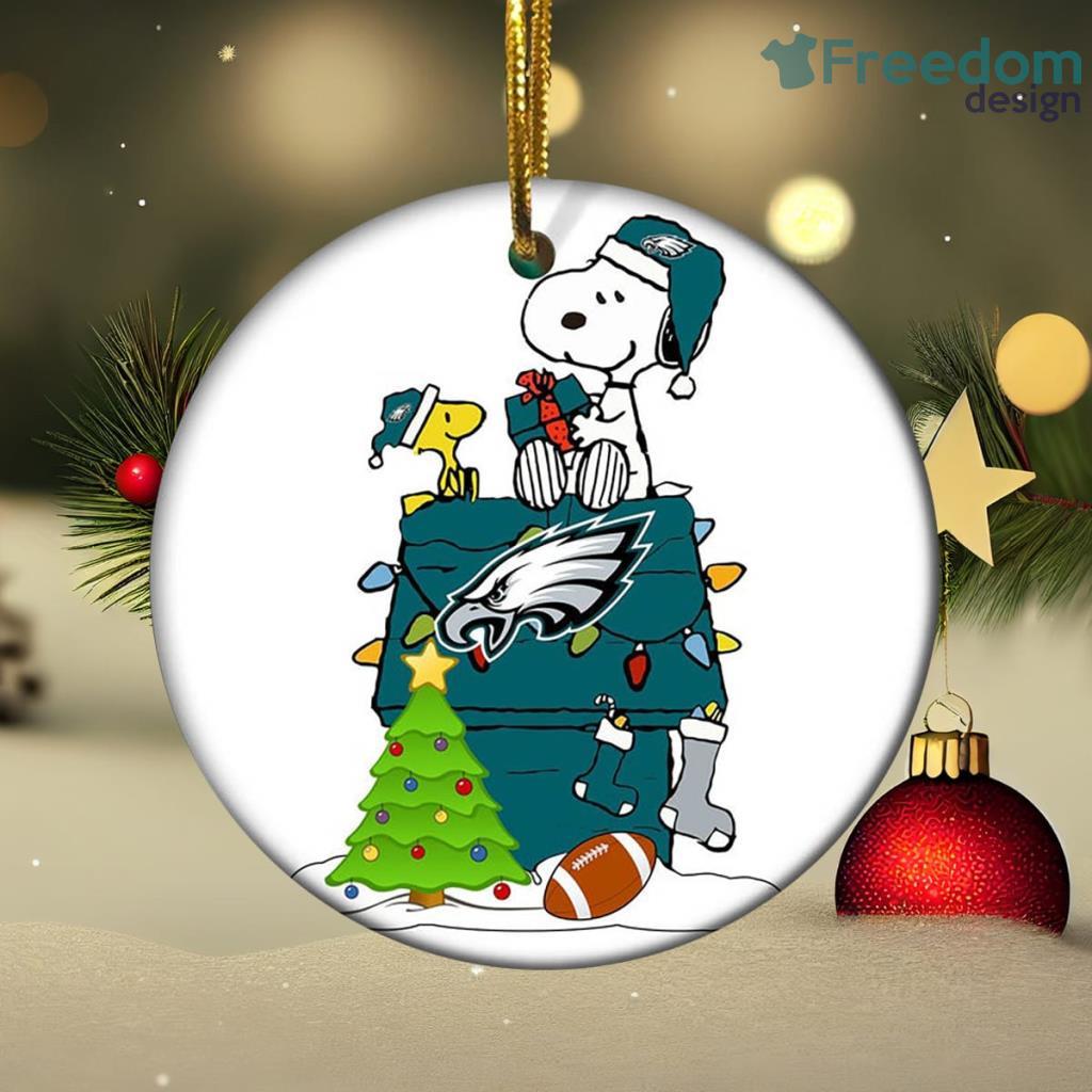 Snoopy Philadelphia Eagles NFL Christmas Christmas Ornament image Snoopy Philadelphia Eagles NFL Christmas Christmas Ornament Product Photo 1