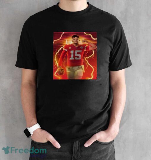 424 Yards And 4 TDs For Patrick Mahomes And 6 Straight Wins For Kansas City Chiefs T-Shirt - Black Unisex T-Shirt