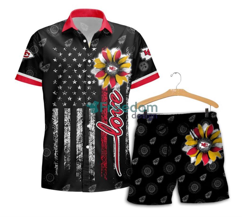 Kansas City Chiefs Sunflower Stripe Pattern Hawaii Shirt and Shorts Summer Black image Kansas City Chiefs Sunflower Stripe Pattern Hawaii Shirt and Shorts Summer Black Product Photo 1