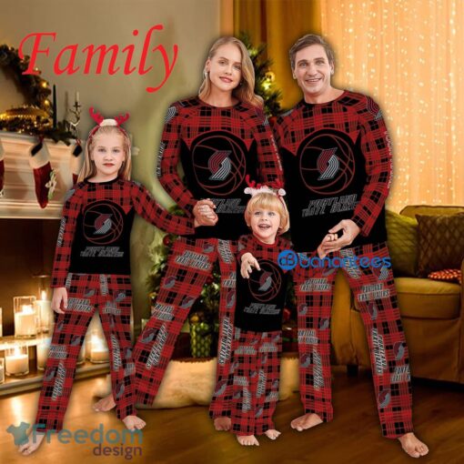 Logo Team Family Pajamas Set NBA Portland Trail Blazers Caro For Fans Holidays - Logo Team Family Pajamas Set NBA Portland Trail Blazers Caro For Fans Holidays