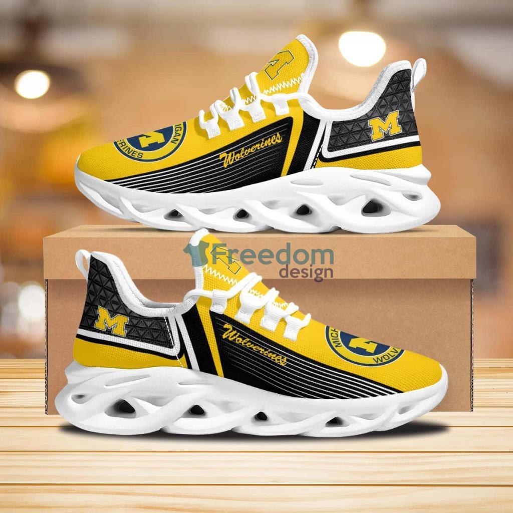 Michigan Wolverines #1 Fan Max Soul Shoes Limited Edition New Sneaker image Michigan Wolverines #1 Fan Max Soul Shoes Limited Edition New Sneaker Product Photo 1
