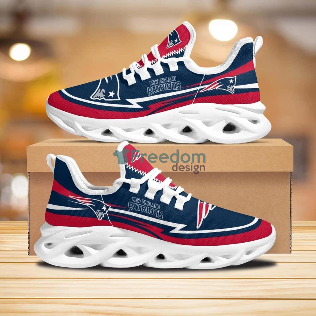 New England Patriots Are Coming Curves Max Soul Shoes New Sneaker image New England Patriots Are Coming Curves Max Soul Shoes New Sneaker Product Photo 1