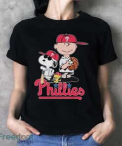 Official The Peanuts Movie Characters Philadelphia Phillies Baseball 2024 Shirt - Ladies T-Shirt