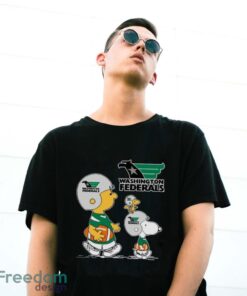 Peanuts Charlie Brown And Snoopy Washington Federals image Peanuts Charlie Brown And Snoopy Washington Federals - G500 Gildan T-Shirt