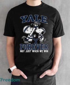 Peanuts Snoopy And Charlie Brown Yale Bulldogs High Five Forever Not Just When We Win Shirt - Black Unisex T-Shirt