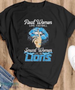 Real Women Love Football Smart Women Love The Detroit Lions Lips Diamonds Shirt - Black T-Shirt