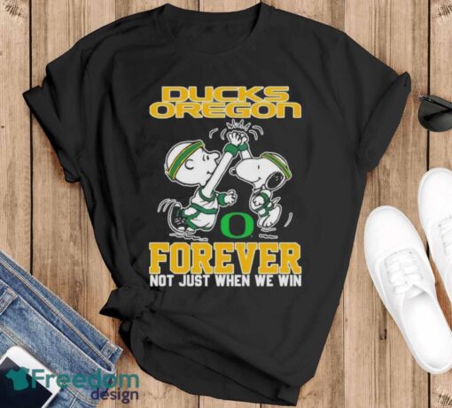 Snoopy Charlie Brown High Five Oregon Ducks Forever Not Just When We Win Shirt - Black T-Shirt