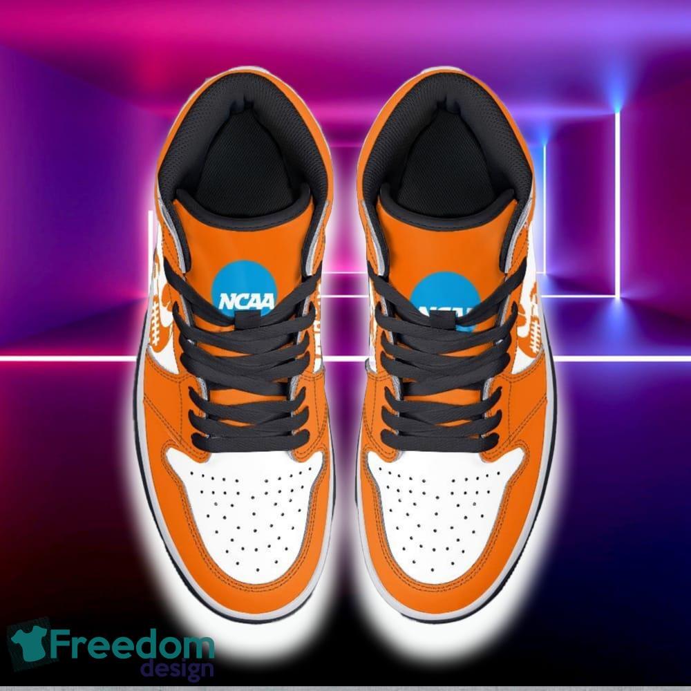 clemson-tigers-air-jordan-hightop-shoes-new-custom-name-for-fans-gift-sneaker-2.jpg Clemson Tigers Air Jordan Hightop Shoes New Custom Name For Fans Gift Sneaker - Clemson Tigers Air Jordan Hightop Shoes Photo 6