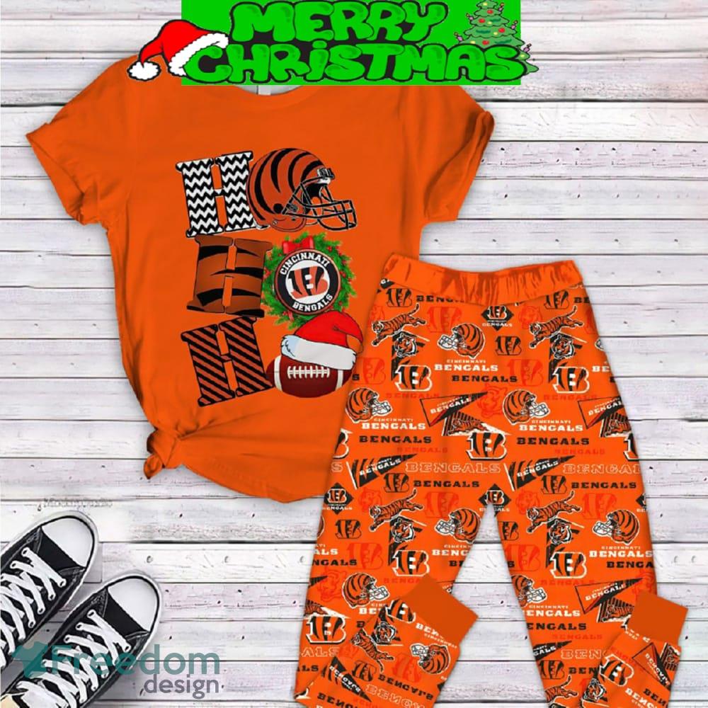 Ho Ho Ho Christmas Santa Claus Cincinnati Bengals NFL Team Holidays Fleece Pajamas Set Gift Family image Ho Ho Ho Christmas Santa Claus Cincinnati Bengals NFL Team Holidays Fleece Pajamas Set Gift Family - Ho Ho Ho Christmas Santa Claus Cincinnati Bengals NFL Team Holidays Fleece Pajamas Set-1