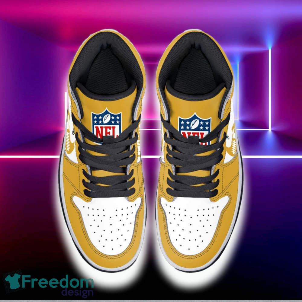 jacksonville-jaguars-air-jordan-hightop-shoes-new-custom-name-for-fans-gift-sneaker-2.jpg Jacksonville Jaguars Air Jordan Hightop Shoes New Custom Name For Fans Gift Sneaker - Jacksonville Jaguars Air Jordan Hightop Shoes Photo 6