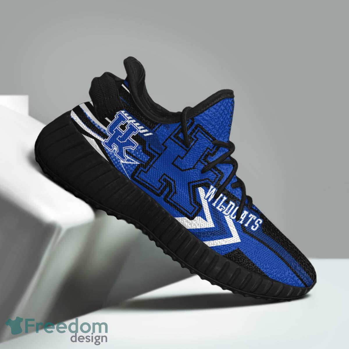 Kentucky Wildcats Speedsters Yeezy Running Shoes For Fans Gift Men Women - Kentucky Wildcats Speedsters Yeezy Boost Running Shoes_1