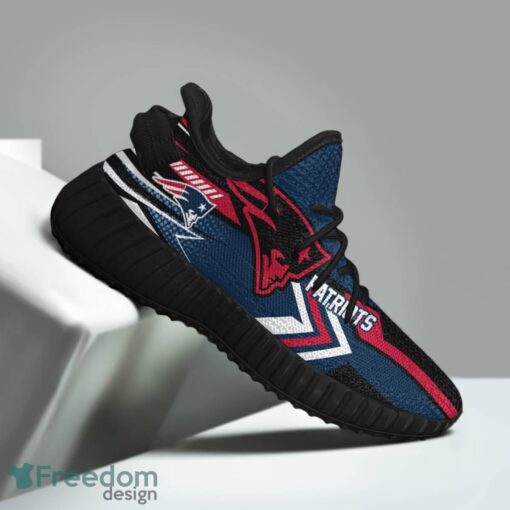 New England Patriots Speedsters Yeezy Running Shoes For Fans Gift Men Women - New England Patriots Speedsters Yeezy Boost Running Shoes_3