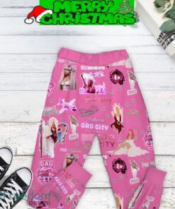 Nicki Minaj Gag City The Pink Friday 2 Tour Pink Version Fleece Pajamas Set Gift Family - Nicki Minaj Gag City The Pink Friday 2 Tour Pink Version Fleece Pajamas Set-3