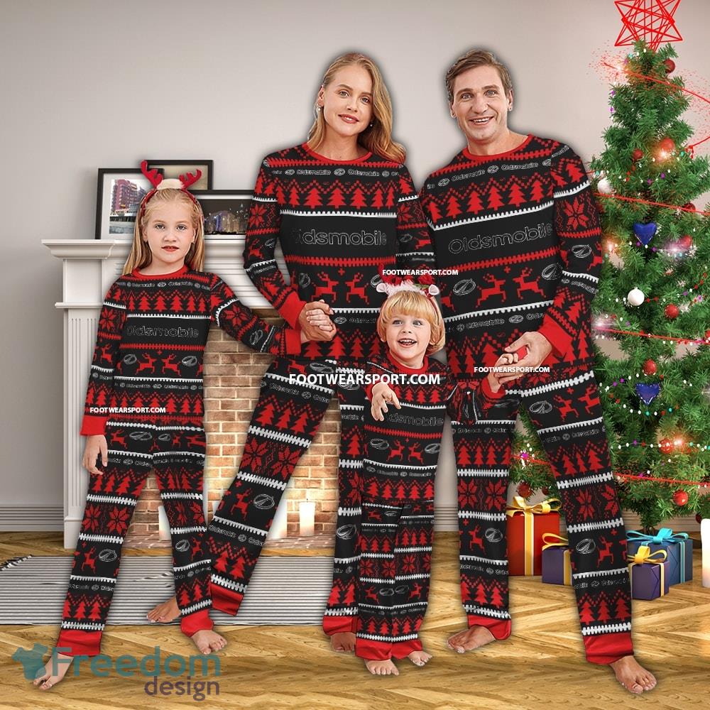 Oldsmobile Car Racing Logo Pattern Ugly Christmas Pajamas Set Family - Oldsmobile Car Racing Logo Pattern Ugly Christmas Pajamas Set Family