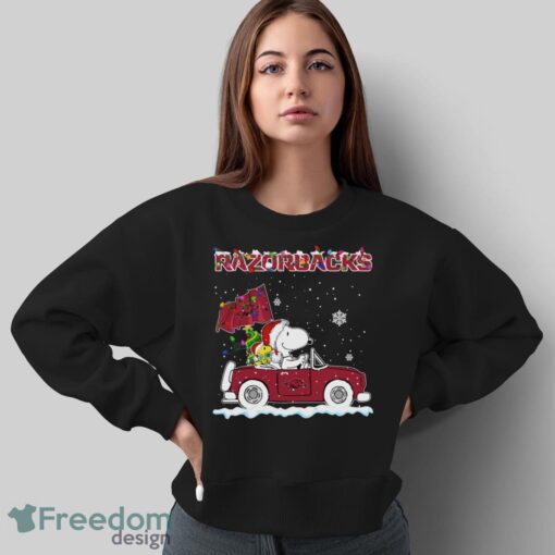 Arkansas Razorbacks Snoopy And Woodstock Driving Car Cute Snoopy Limited Edition Shirt - Sweatshirt