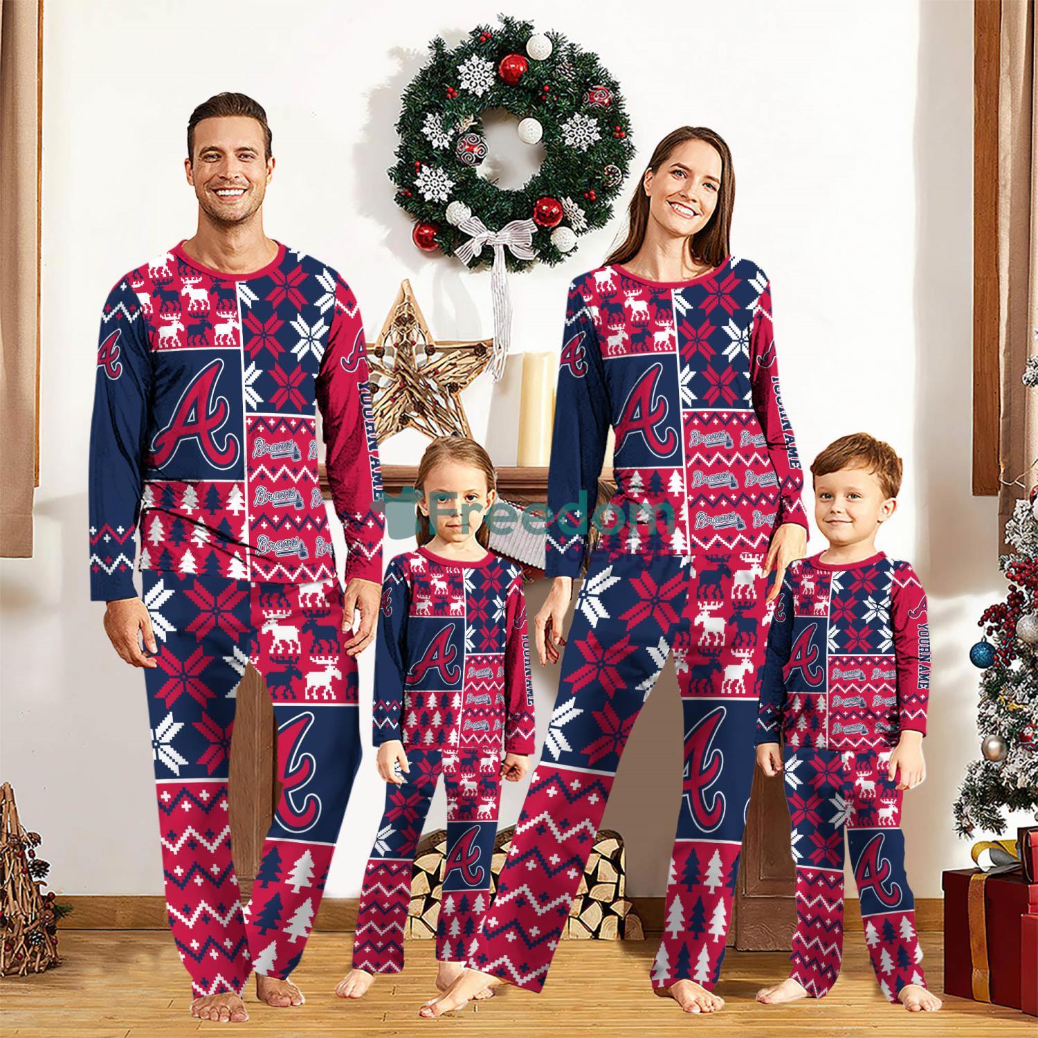 Atlanta Braves Pajamas Set Custom Name Gift For Christmas Family Pajamas Set image Atlanta Braves Pajamas Set Custom Name Gift For Christmas Family Pajamas Set Product Photo 1