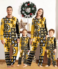 Boston Bruins Pajamas Set Christmas snowflake pattern Cute Pajamas For Family Christmas Gift Ideas Custom Name