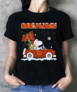 Chicago Bears Snoopy And Woodstock Driving Car Cute Snoopy Limited Edition Shirt - Ladies T-Shirt