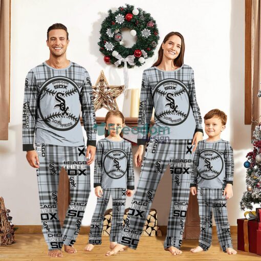 Chicago White Sox Custom Name Pajamas Set For Family Sport Team Pajamas Christmas Gift Product Photo 1