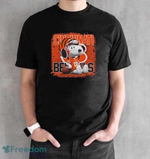 Cincinnati Bengals Football Mix Snoopy T-shirt - Black Unisex T-Shirt