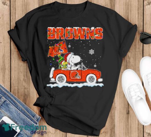 Cleveland Browns Snoopy And Woodstock Driving Car Cute Snoopy Limited Edition Shirt - Black T-Shirt