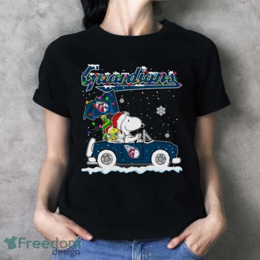 Cleveland Guardians Snoopy And Woodstock Driving Car Cute Snoopy Limited Edition Shirt - Ladies T-Shirt