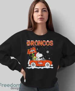 Denver Broncos Snoopy And Woodstock Driving Car Cute Snoopy Limited Edition Shirt - Sweatshirt