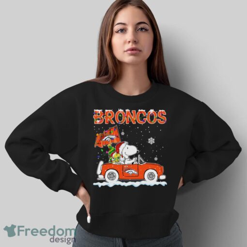 Denver Broncos Snoopy And Woodstock Driving Car Cute Snoopy Limited Edition Shirt - Sweatshirt