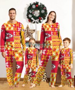 Kansas City Chiefs Pajamas Set Christmas snowflake pattern Cute Pajamas For Family Christmas Gift Ideas Custom Name