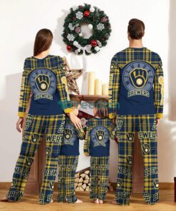 Milwaukee Brewers Custom Name Pajamas Set For Family Sport Team Pajamas Christmas Gift Product Photo 2