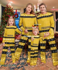 New Design Pittsburgh Pirates Christmas Pajamas Set Gift Family