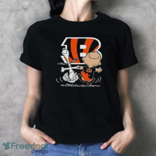 NFL Cincinnati Bengals Charlie Brown Snoopy Dancing T-Shirt - Ladies T-Shirt