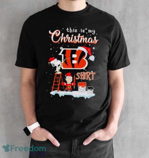 Snoopy and Charlie Brown Santa Cincinnati Bengals this is my Christmas shirt - Black Unisex T-Shirt