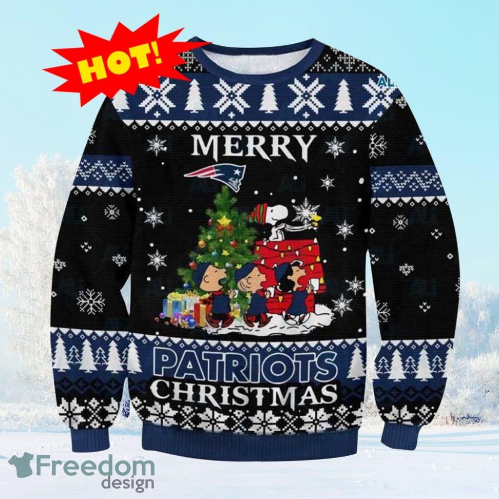 Snoopy New England Patriots Ugly Christmas Sweater Gift For Men And Women image Snoopy New England Patriots Ugly Christmas Sweater Gift For Men And Women Product Photo 1