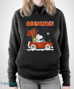 Chicago Bears Snoopy And Woodstock Driving Car Shirt Sweatshirt Hoodie - Unisex Pullover Hoodie