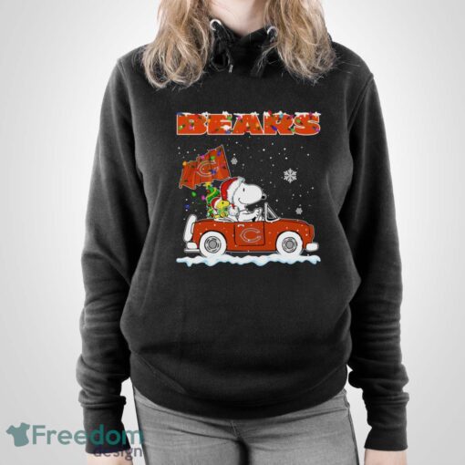 Chicago Bears Snoopy And Woodstock Driving Car Shirt Sweatshirt Hoodie - Unisex Pullover Hoodie