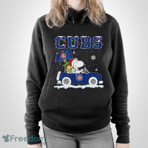 Chicago Cubs Snoopy And Woodstock Driving Car Shirt Sweatshirt Hoodie - Unisex Pullover Hoodie