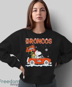 Denver Broncos Snoopy And Woodstock Driving Car Shirt Sweatshirt Hoodie - Sweatshirt