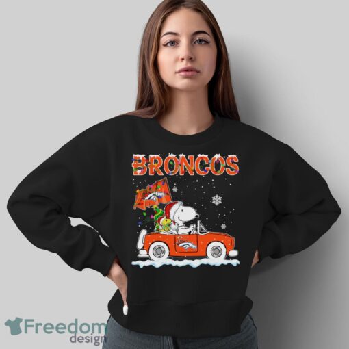 Denver Broncos Snoopy And Woodstock Driving Car Shirt Sweatshirt Hoodie - Sweatshirt