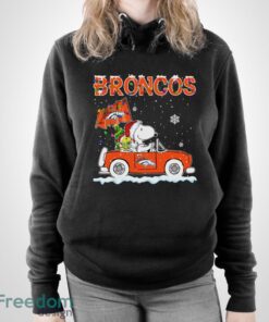 Denver Broncos Snoopy And Woodstock Driving Car Shirt Sweatshirt Hoodie - Unisex Pullover Hoodie