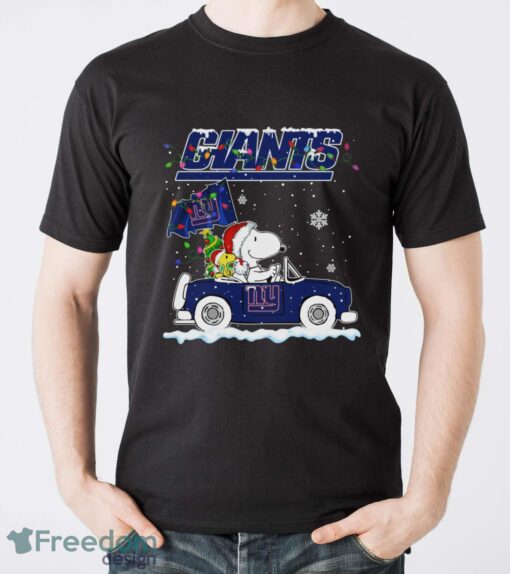 New York Giants Snoopy And Woodstock Driving Car Shirt Sweatshirt Hoodie - Men T-Shirt