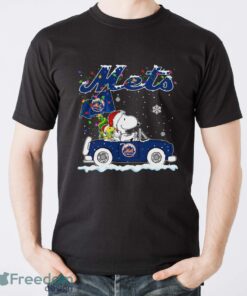 New York Mets Snoopy And Woodstock Driving Car Shirt Sweatshirt Hoodie - Men T-Shirt